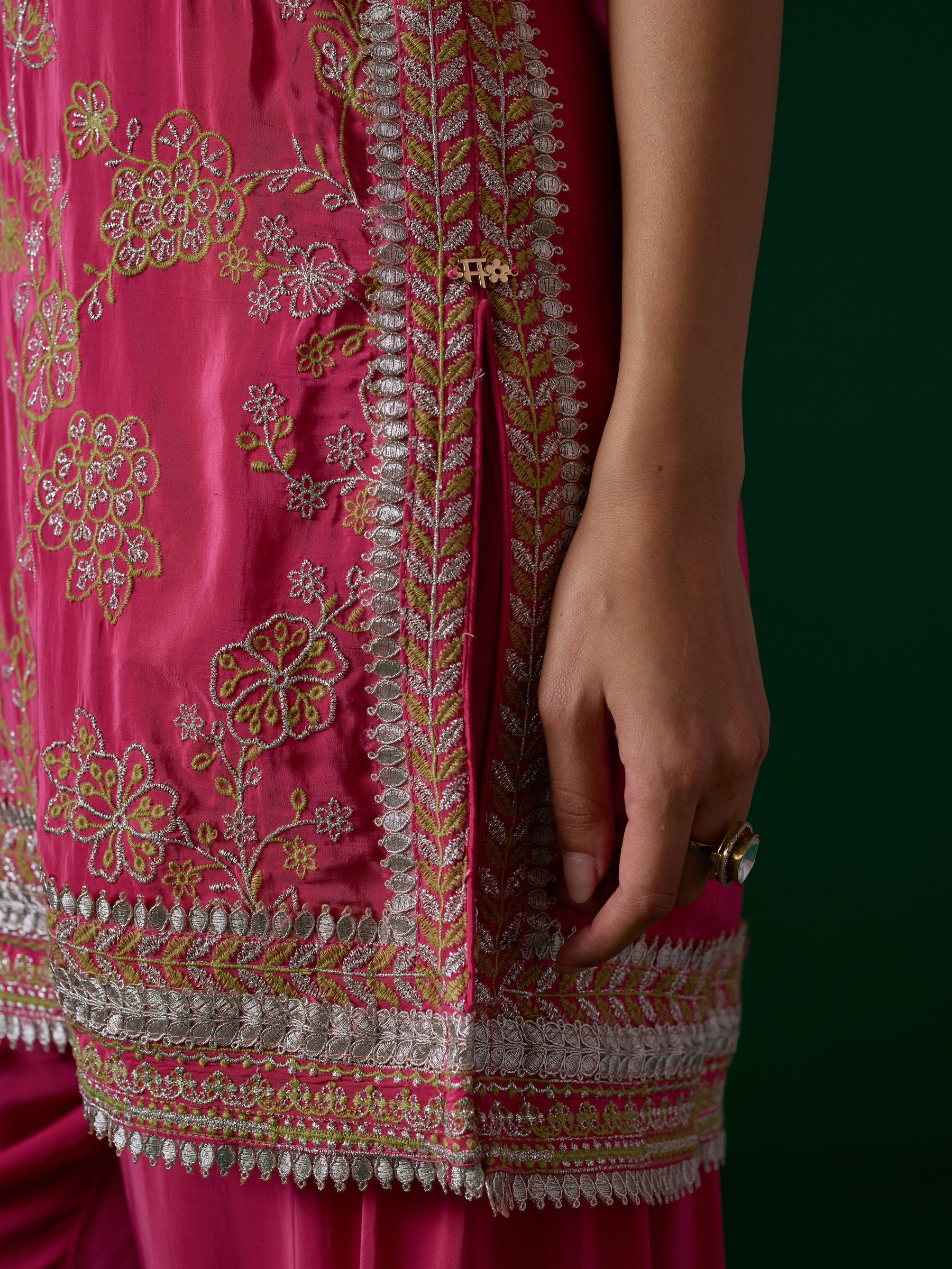 Jivara Crepe Fuschia Kurta Set