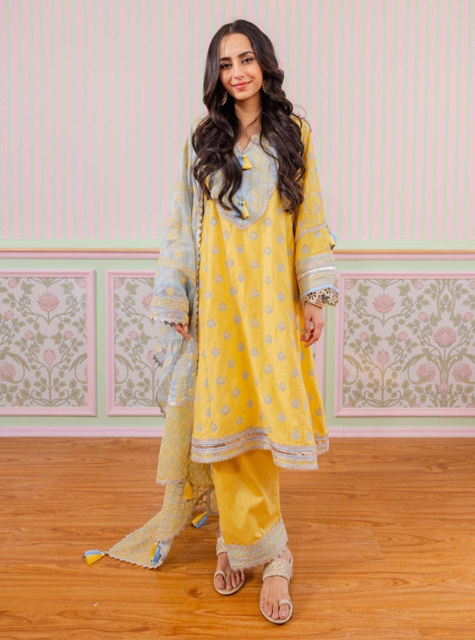 Mulmul Pima Satin Bandhan Yellow Kurta With Mulmul Pima Satin Bandhan Yellow Pant