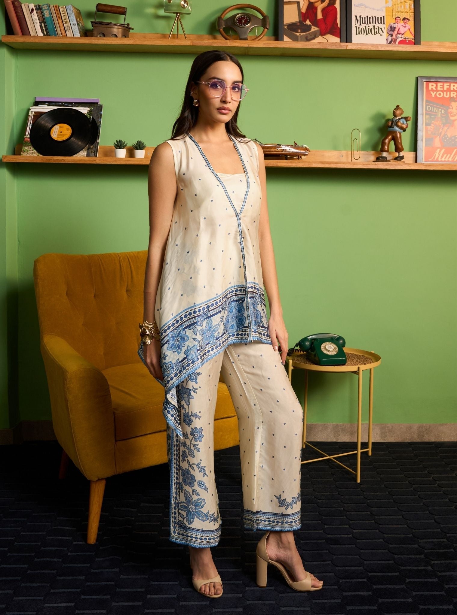 Saroja Cupro Satin Off White Printed Top Set