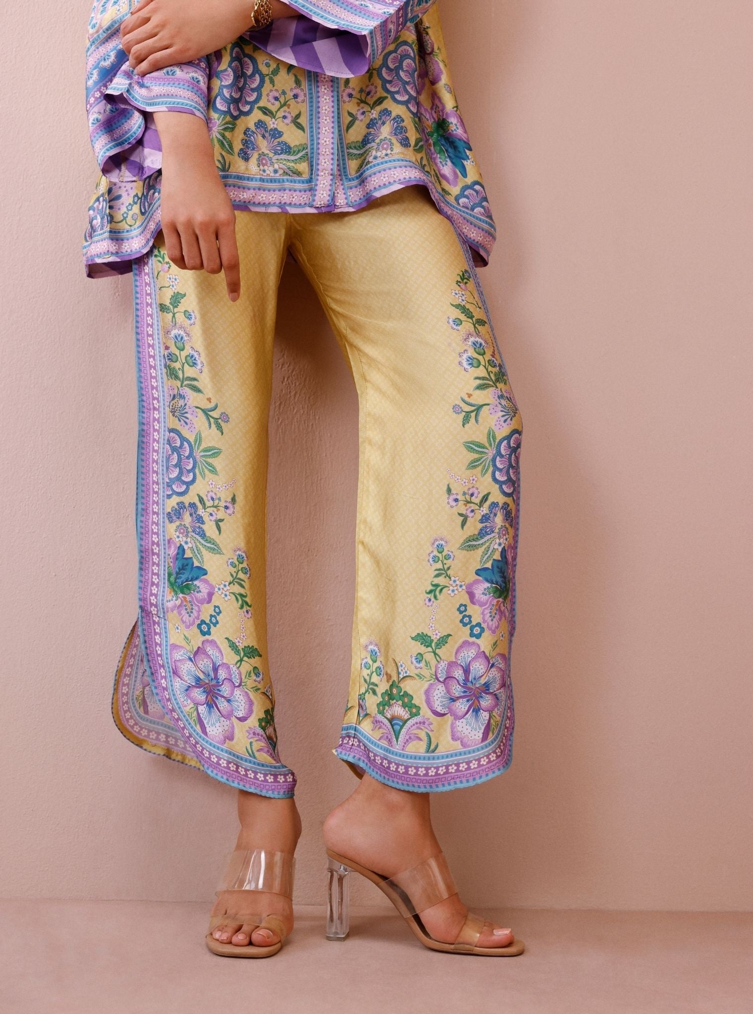 Isola Cupro Satin Printed Yellow Co-Ord Set
