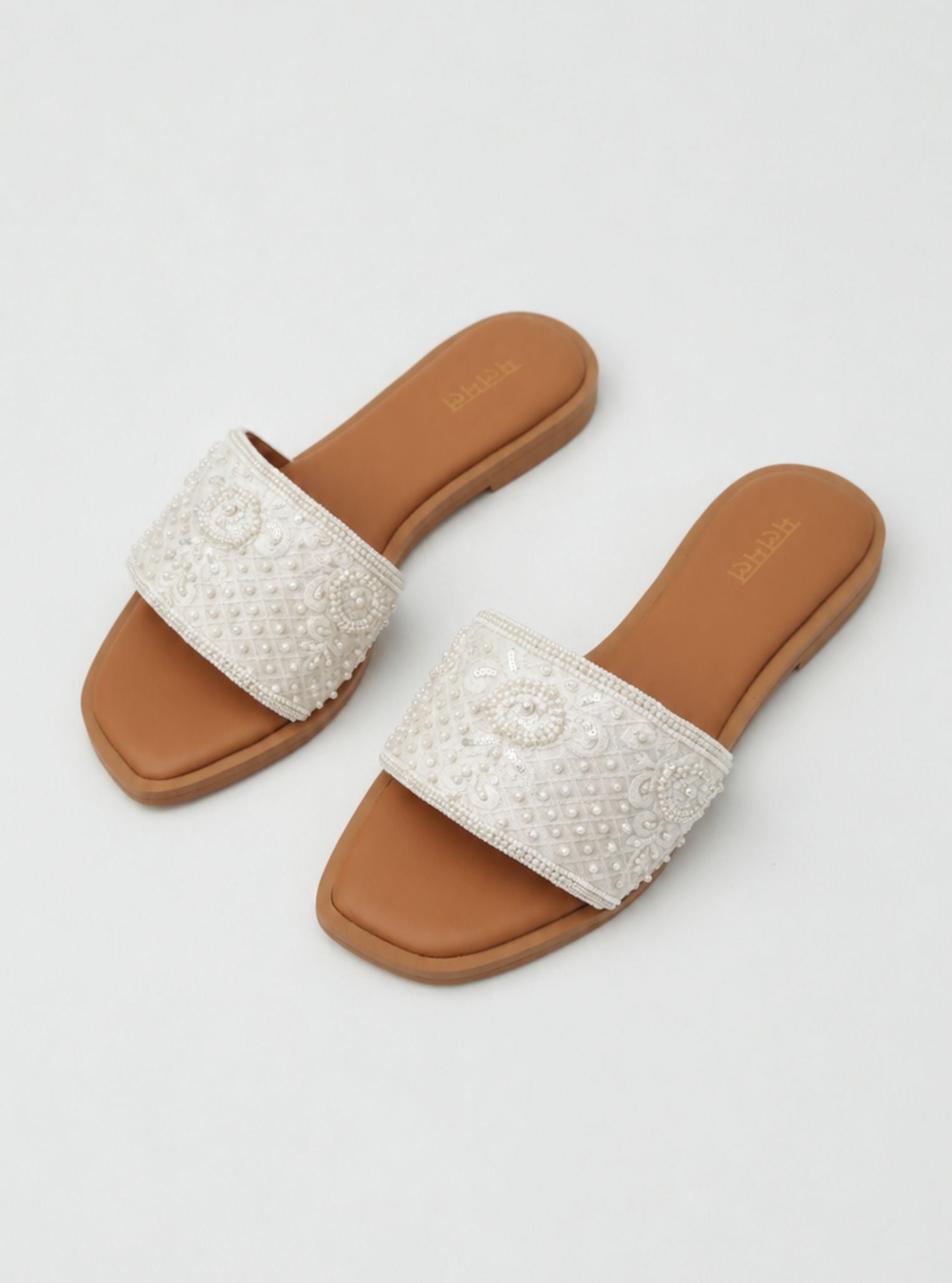 Bianco White Vegan Flat Sandal