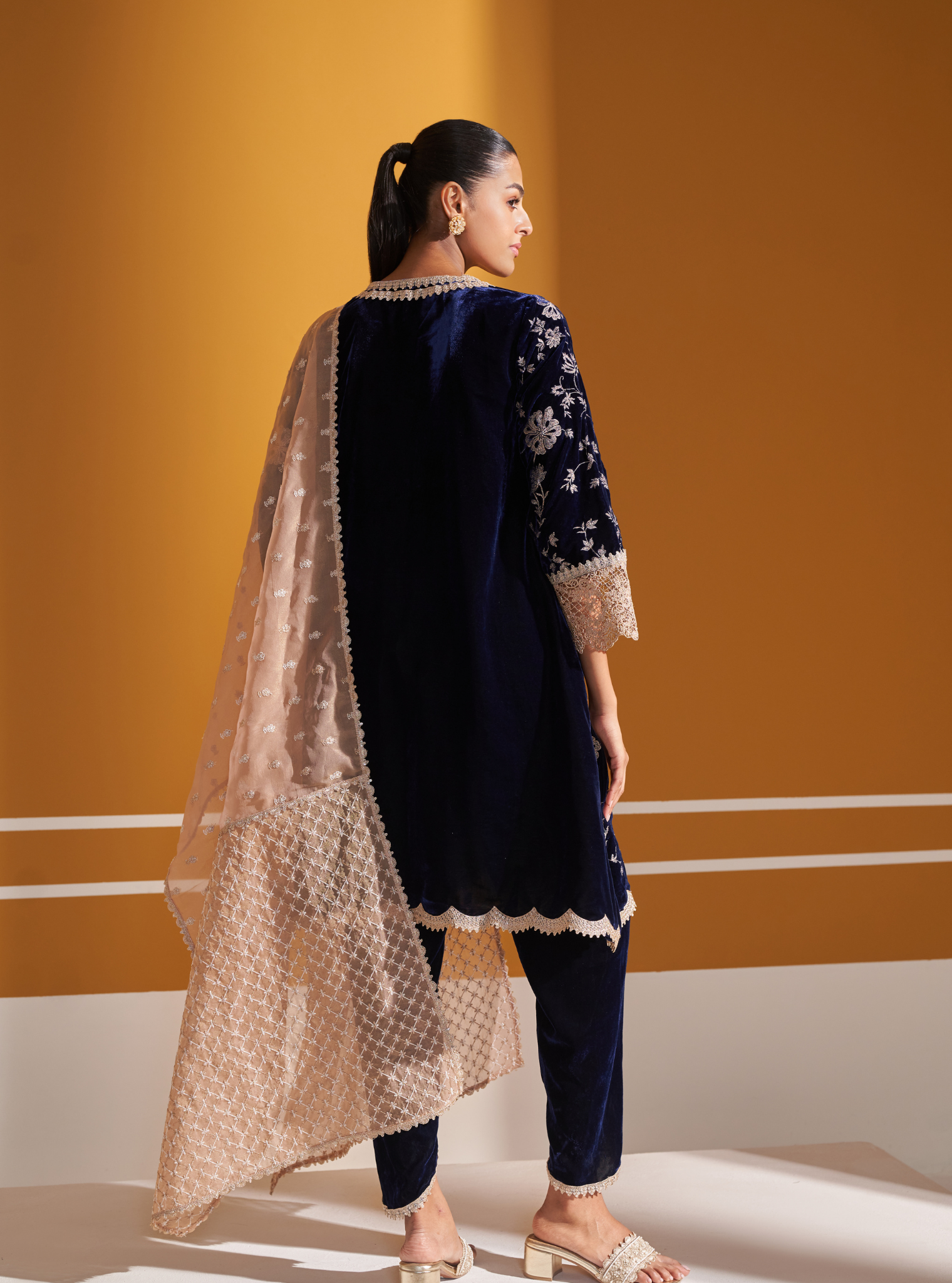 Imani Velvet Navy Kurta Set