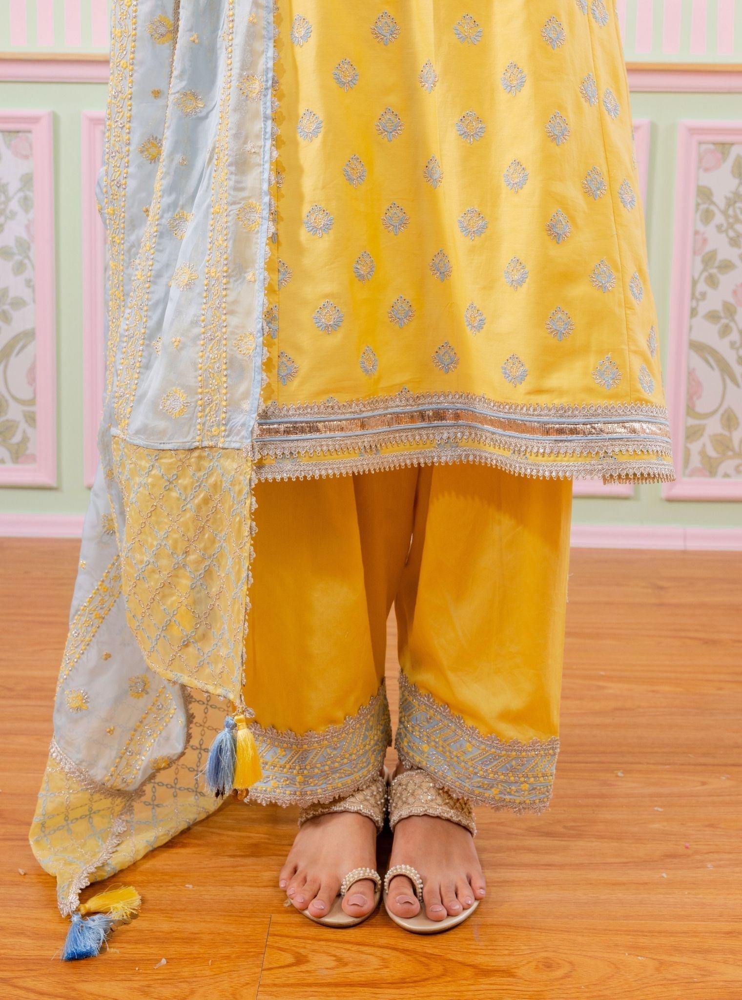 Mulmul Pima Satin Bandhan Yellow Kurta With Mulmul Pima Satin Bandhan Yellow Pant