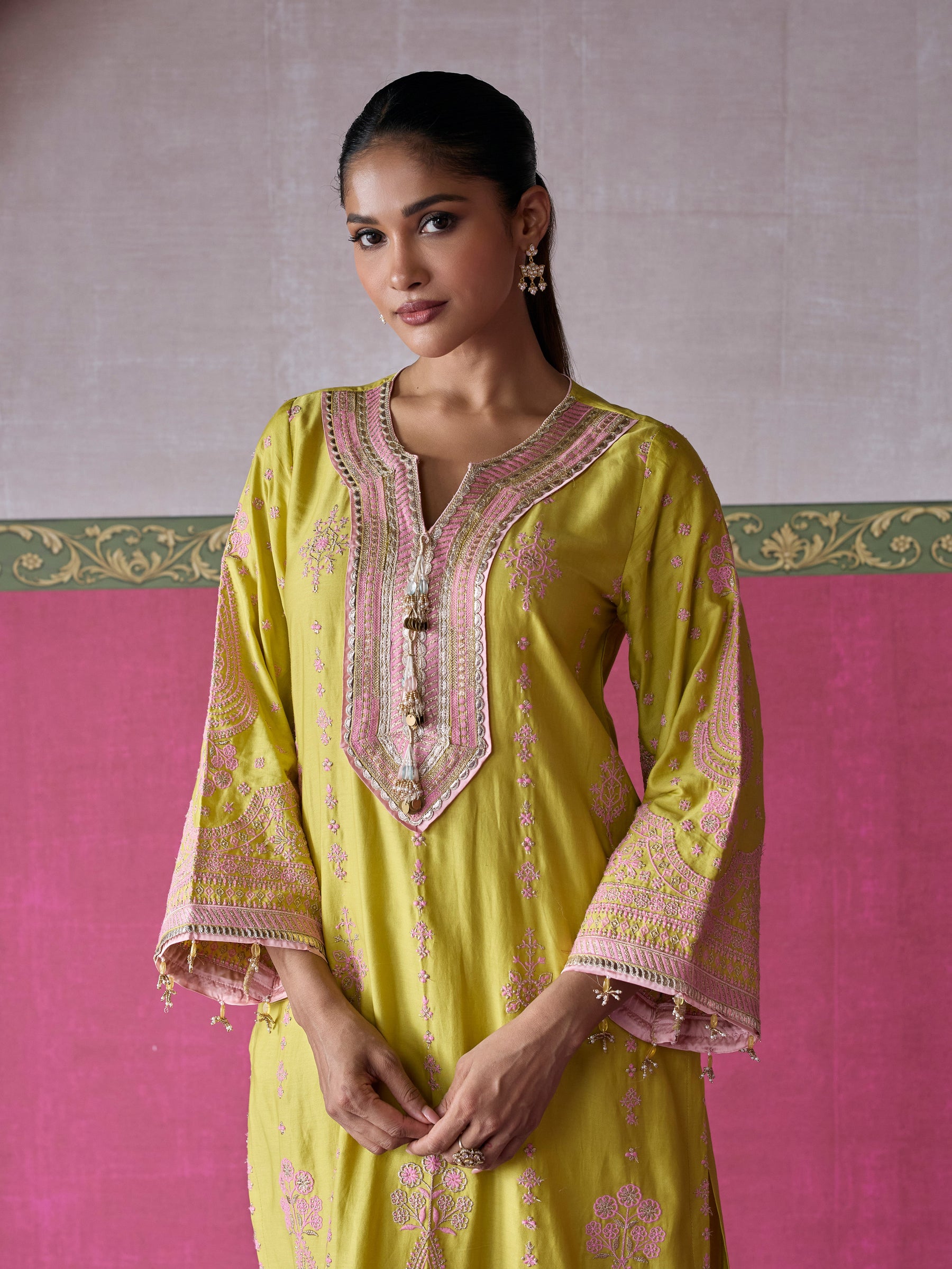 Ovee Pima Satin Lime Long Kurta Set