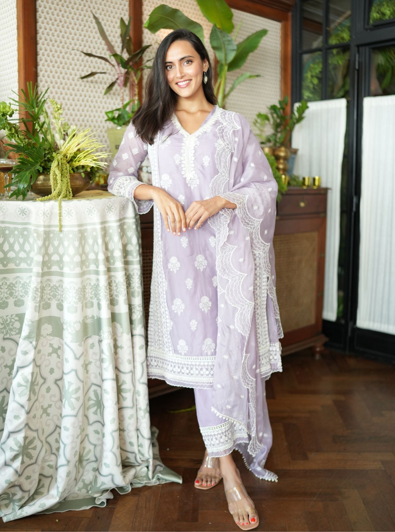 Mulmul Organza Kari Lavender Kurta With Mulmul Cotton Kari Lavender Pant