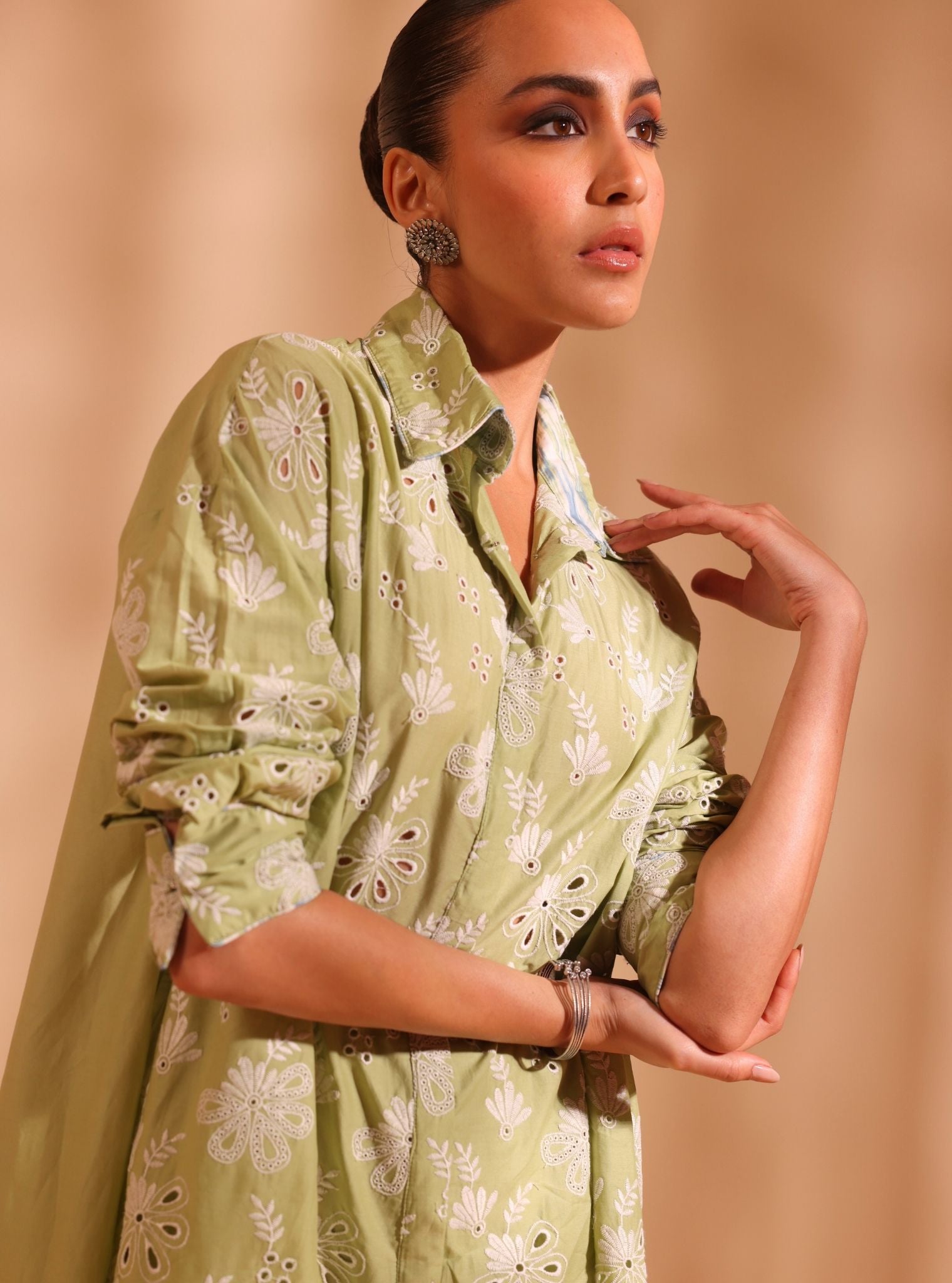 Mulmul Cotton Niva Green Kurta With Mulmul Cotton Niva Green Pant