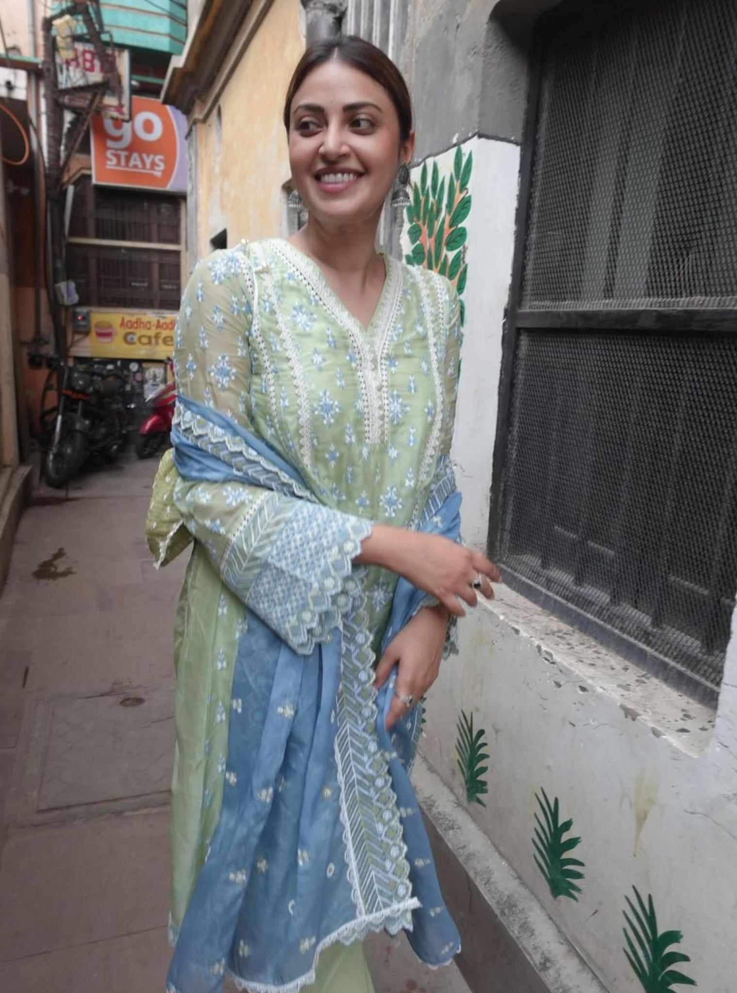 Mulmul Organza Kovalam Green Kurta With Mulmul Cotton Kovalam Green Pant