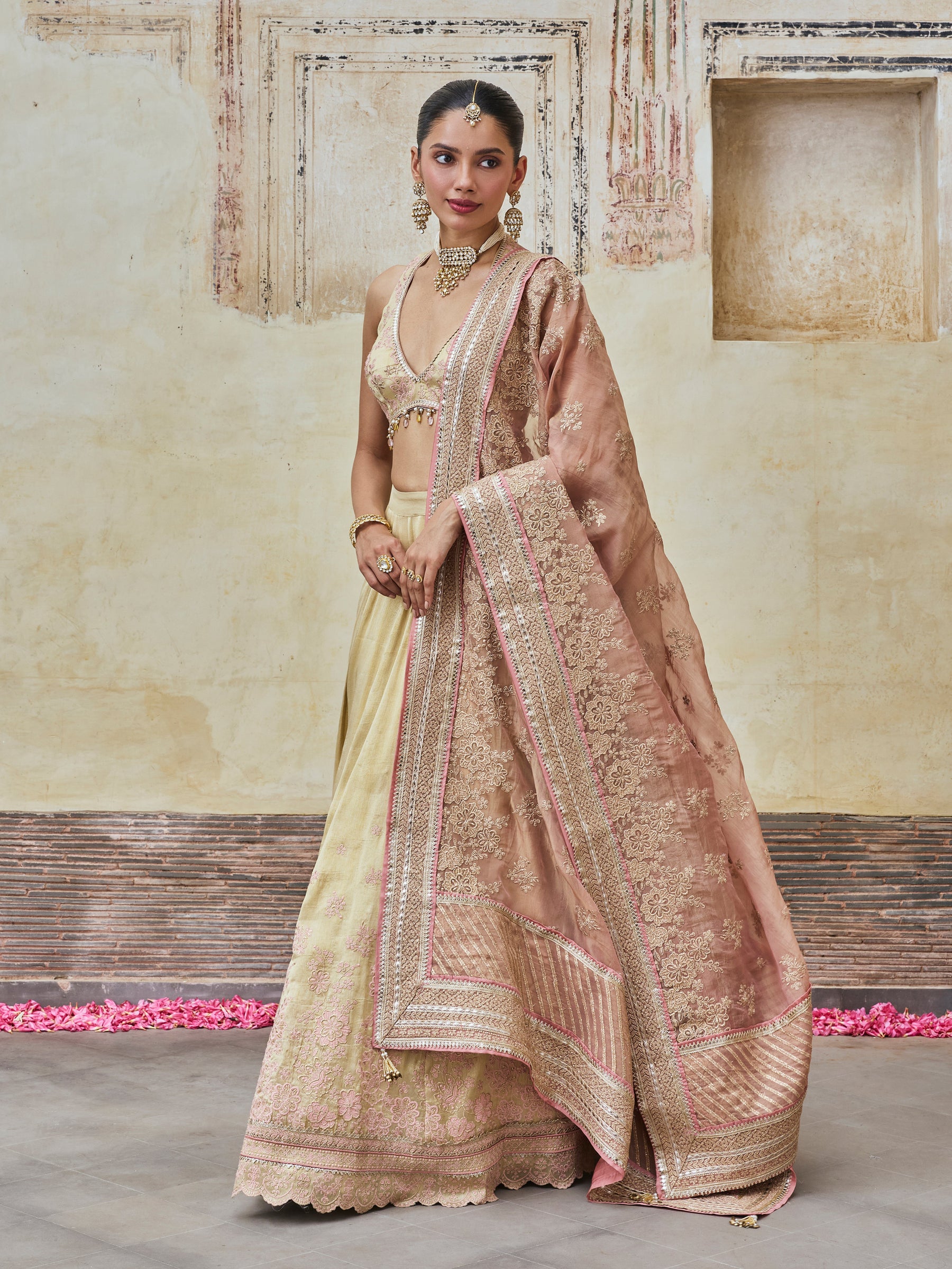 Saawri Bemberg Giraffe White Gold Lehenga