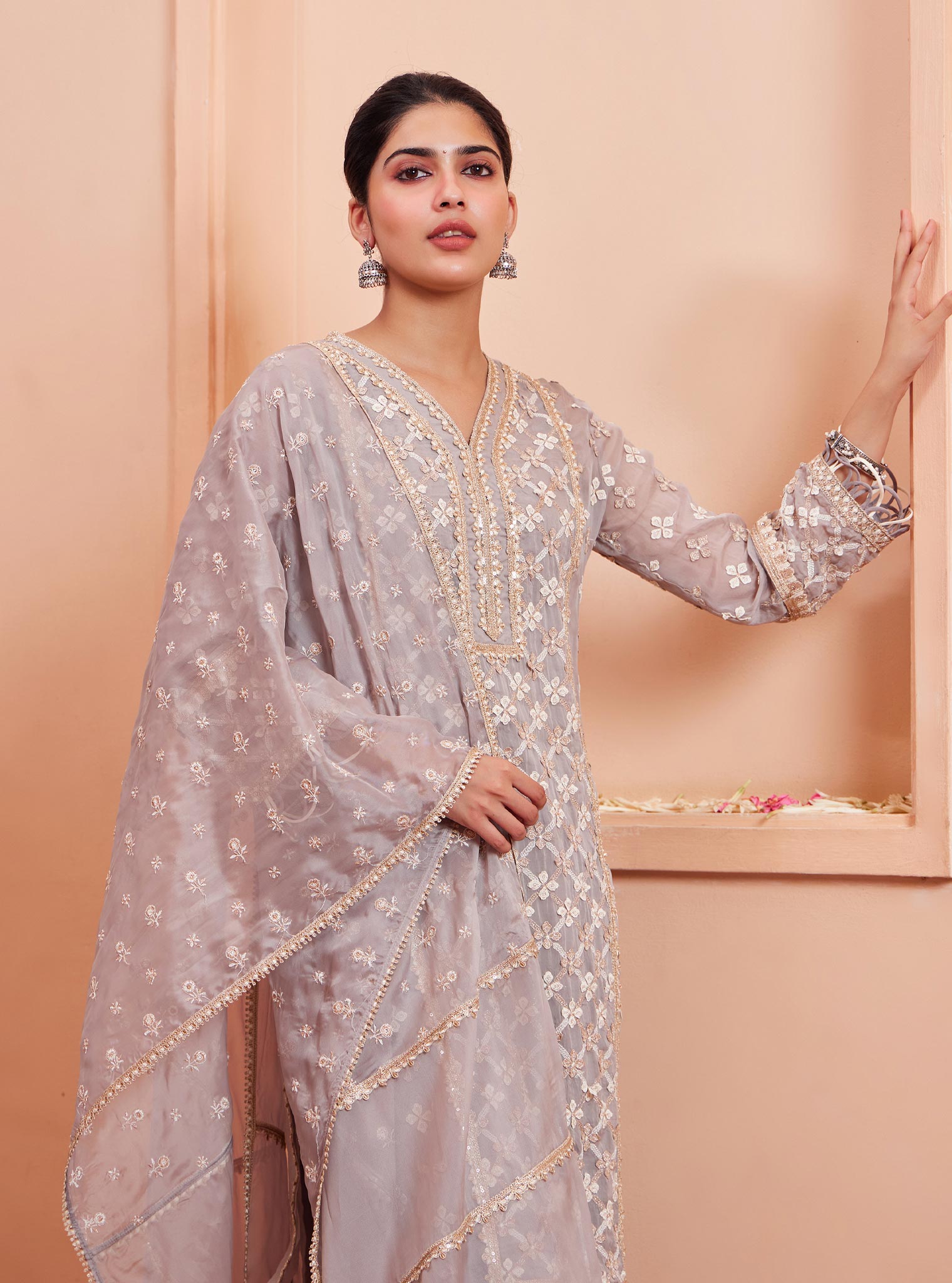 Mulmul Carvi Grey Dupatta