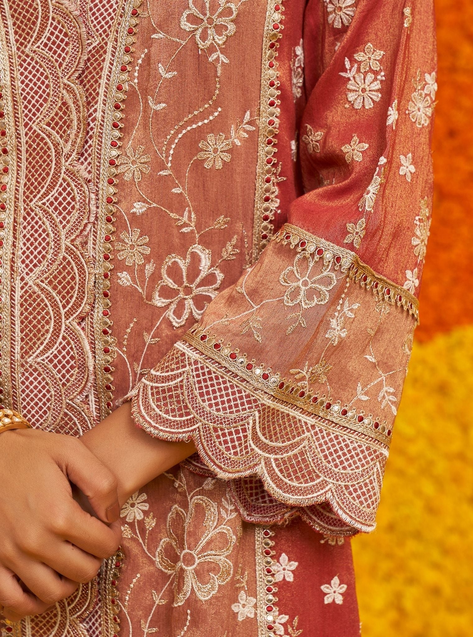 Sadke Tissue Linen Satin Red Kurta Set