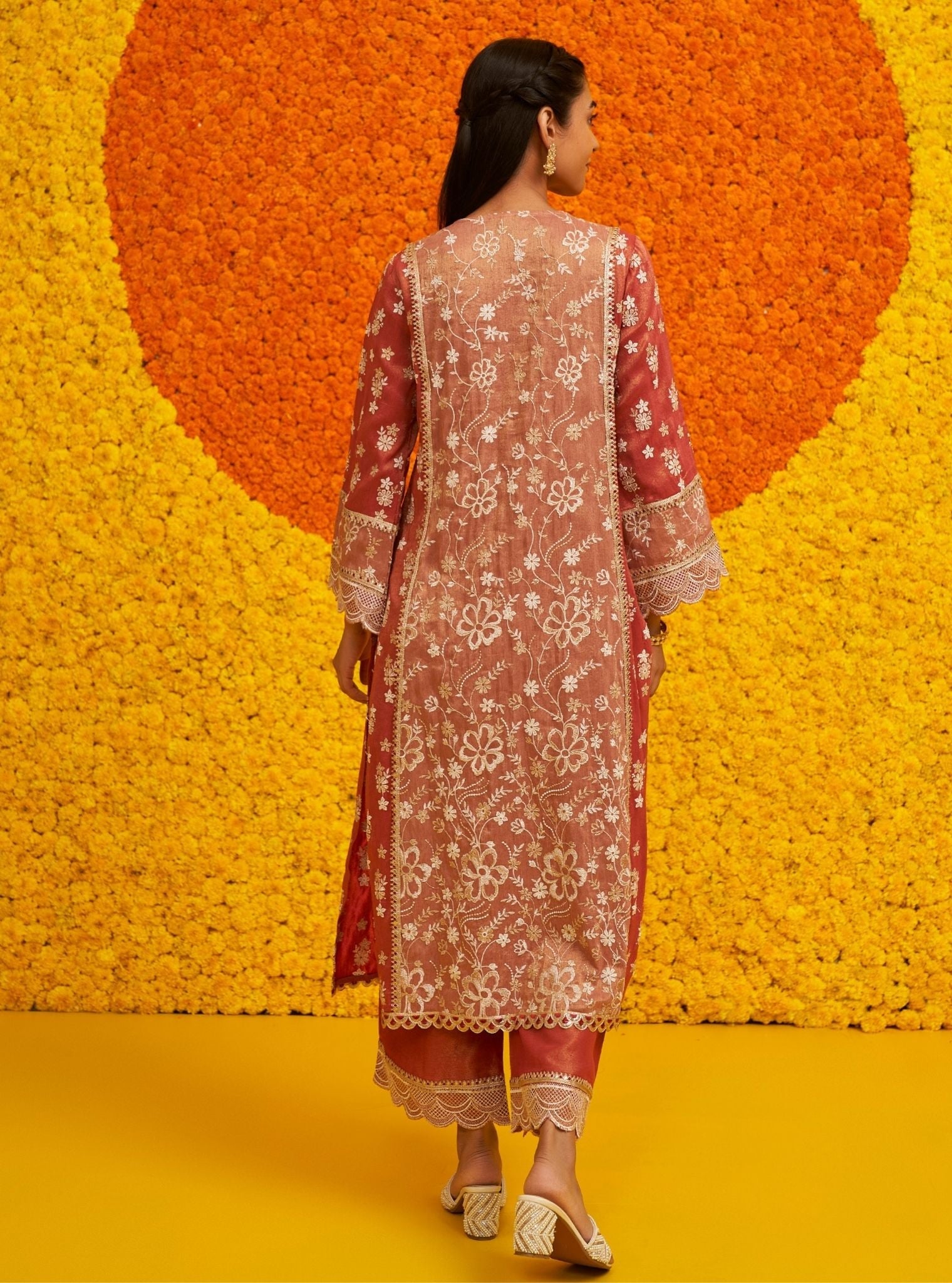 Sadke Tissue Linen Satin Red Kurta Set