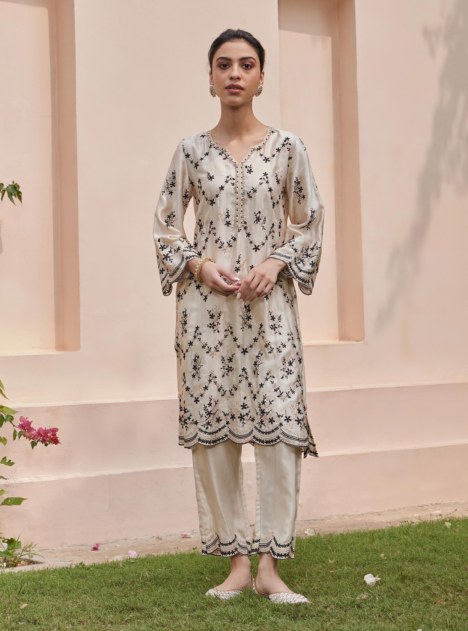 Mulmul Cupro Valaya Off White Kurta