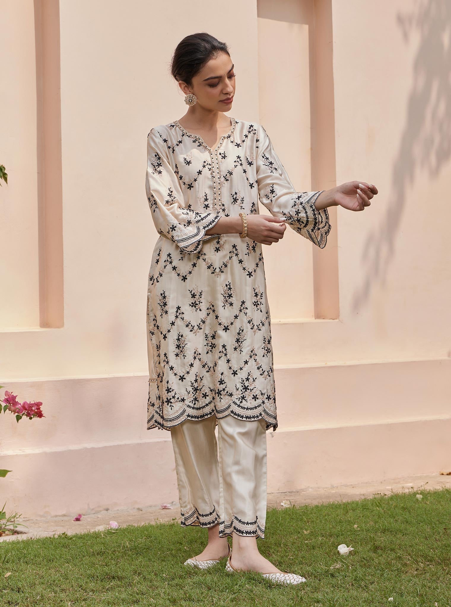 Mulmul Cupro Valaya Off White Kurta