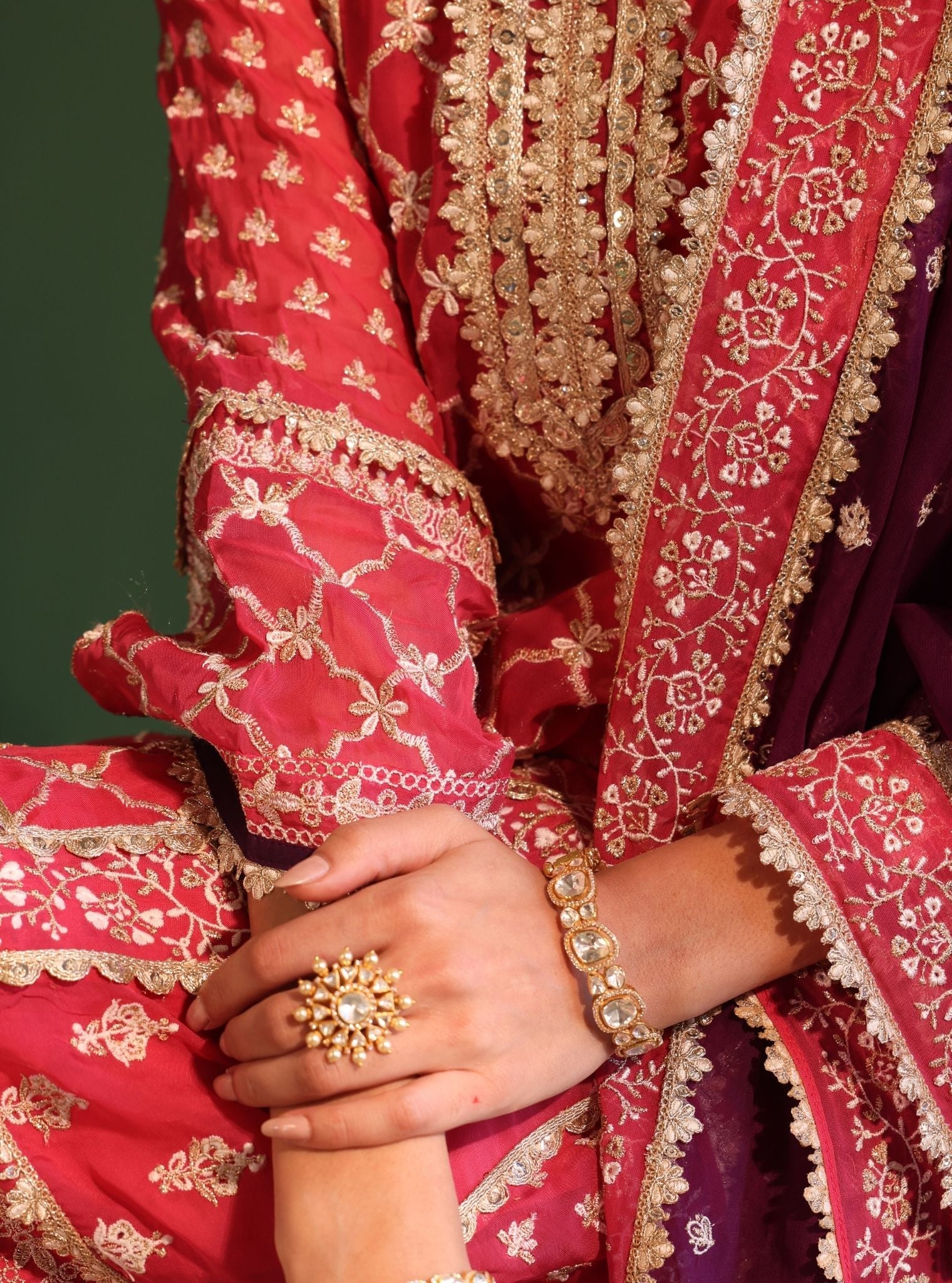 Aida Ring