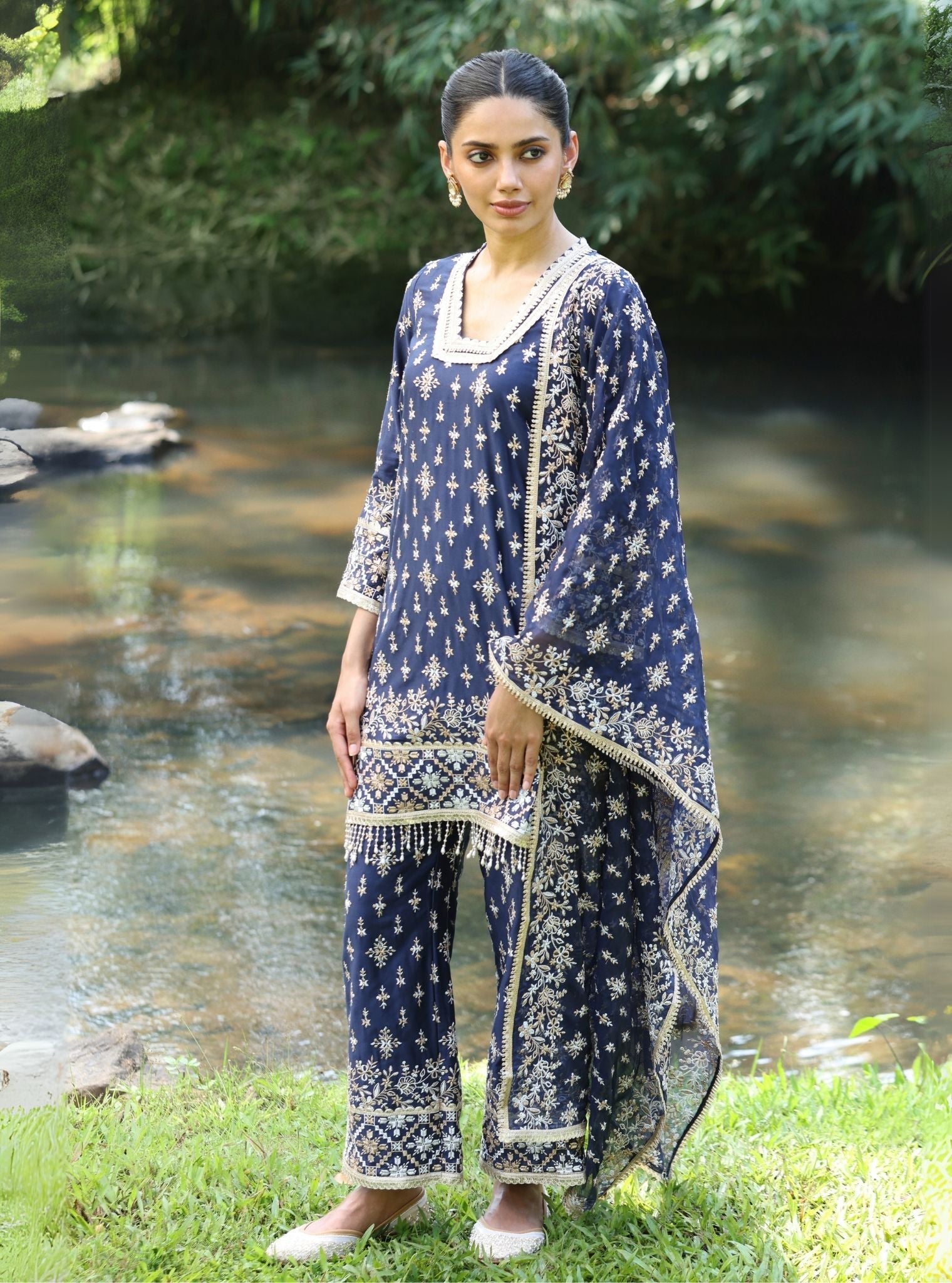 Mulmul Organza Kalander Navy Dupatta