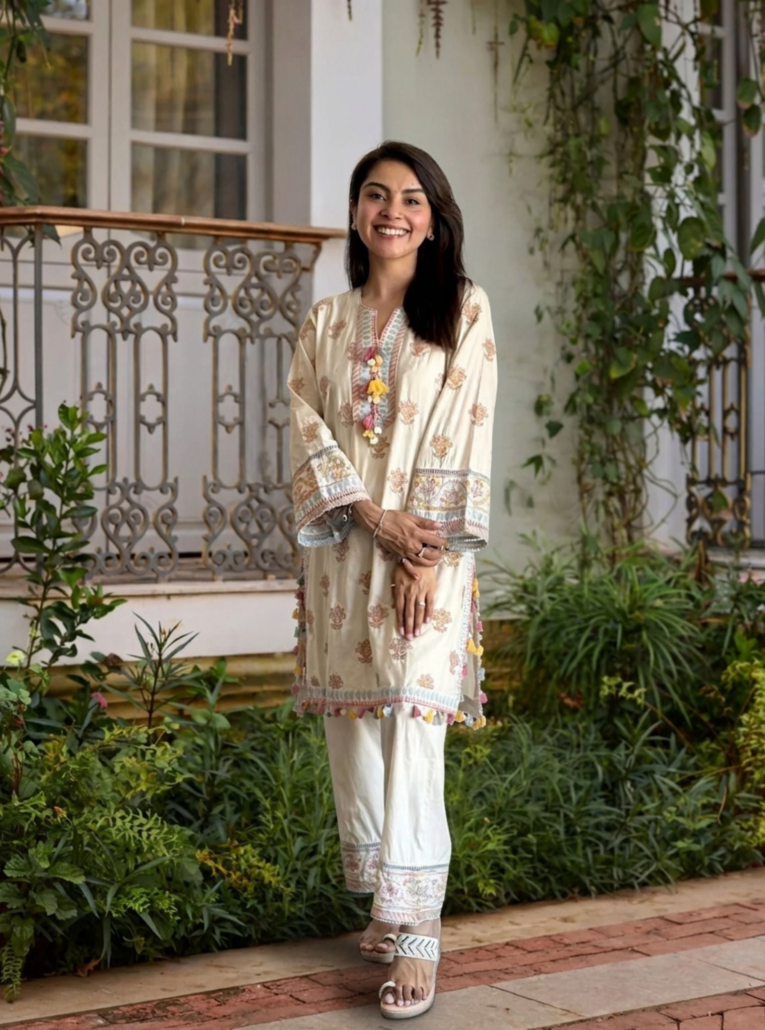 Amoli Supima Cotton Off White Kurta Set