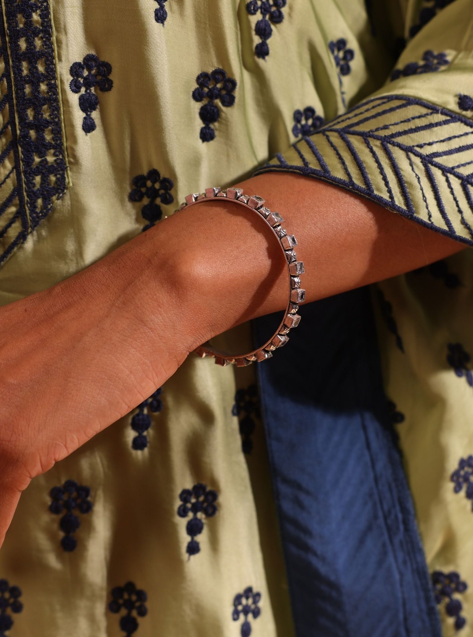 Ahana Bangle