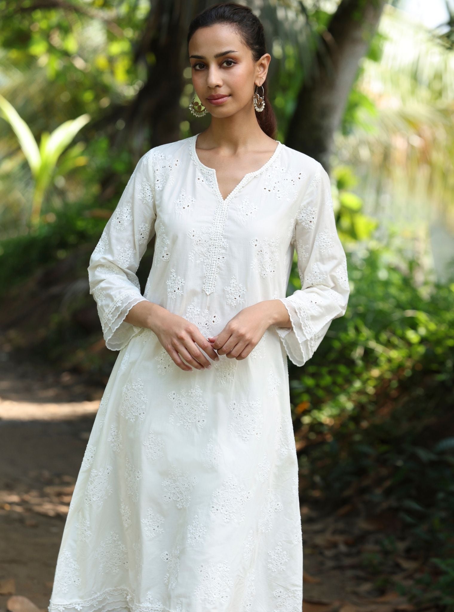 Mulmul Cotton Sira Stak White Kurta With Mulmul Cotton Yara White Pant