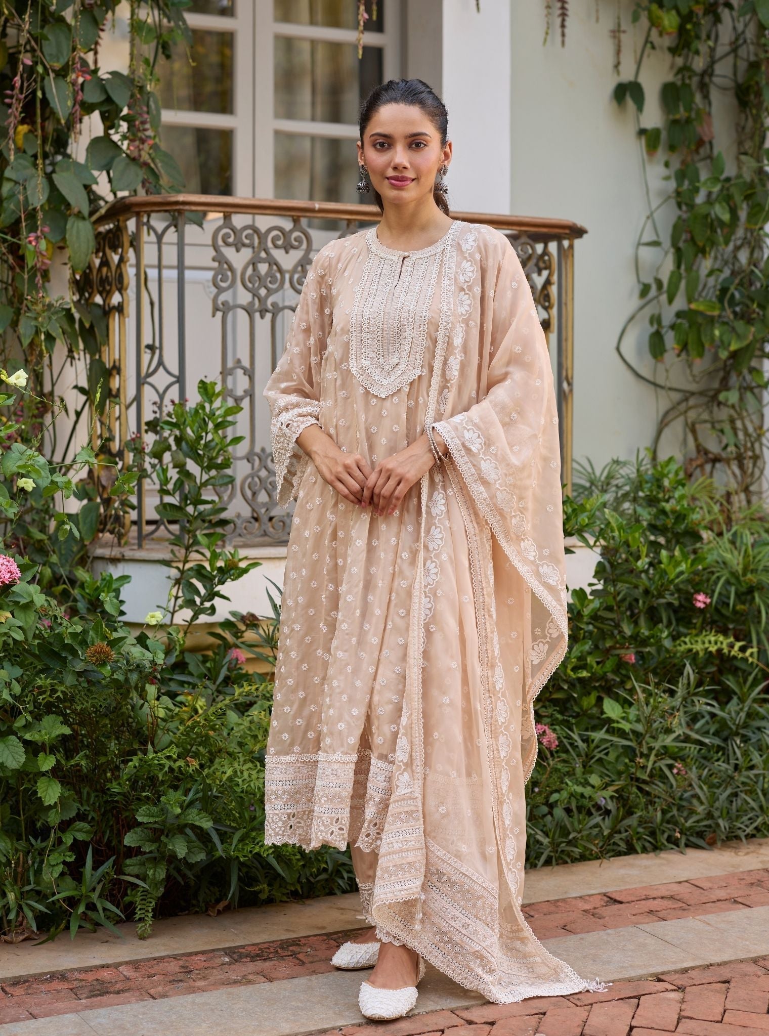 Hena Organza Biege Anarkali Set