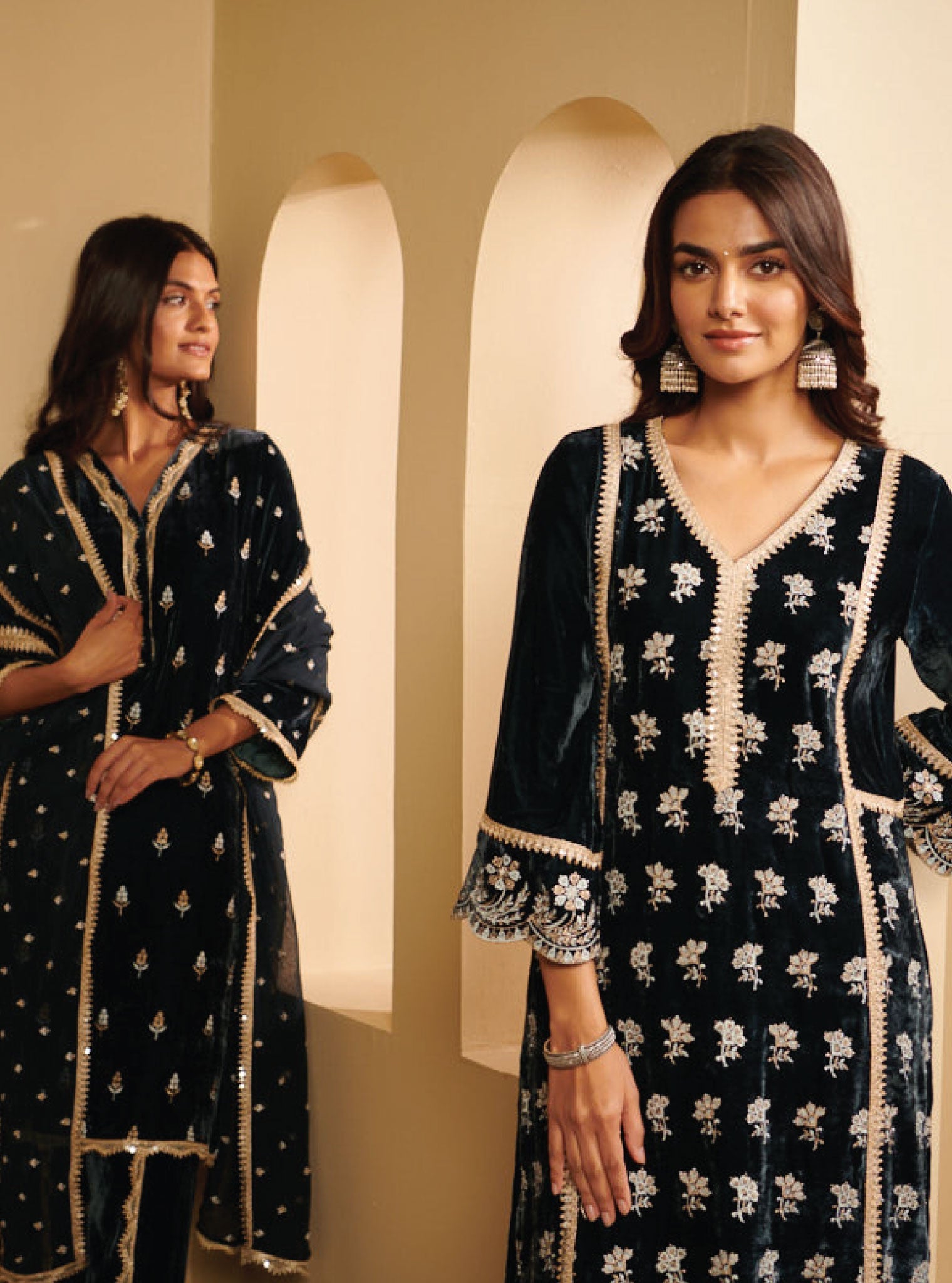 Naia Velvet Navy Kurta Set