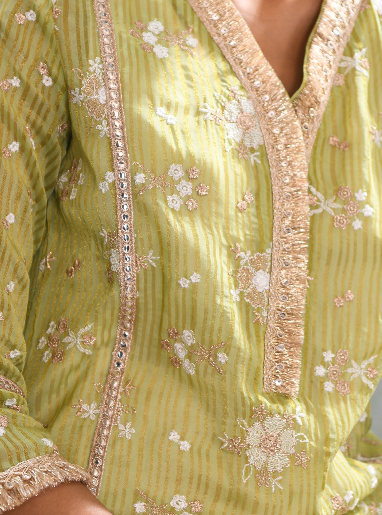 Mulmul Banarsi Carey Green Kurta