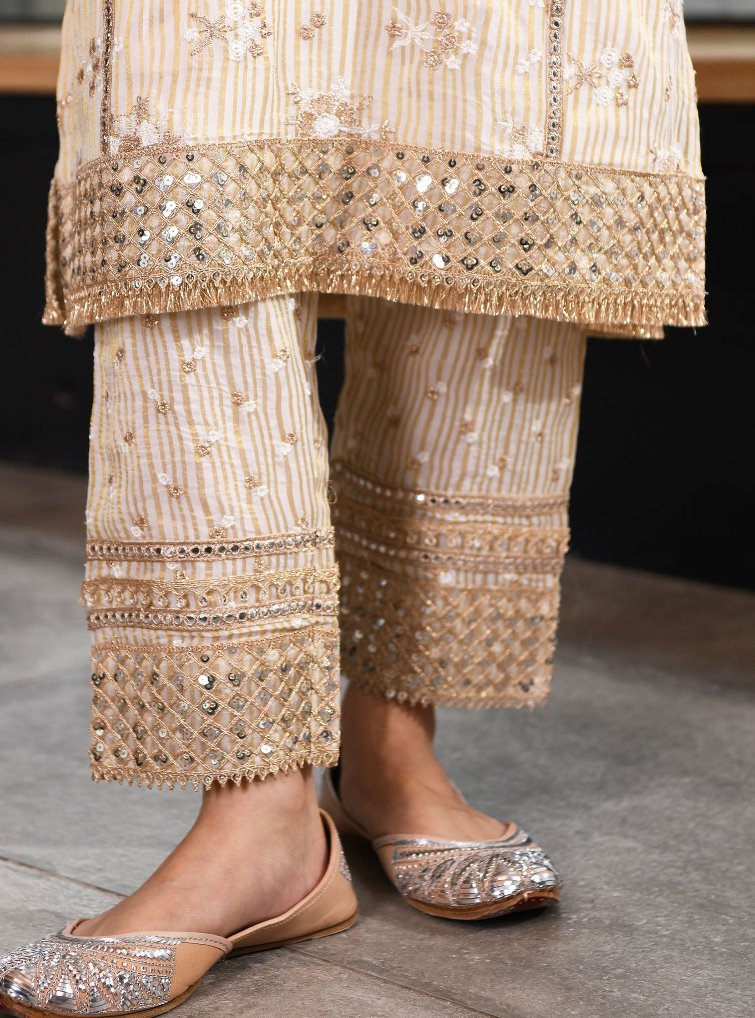 Mulmul Banarsi Carey Off White Pant