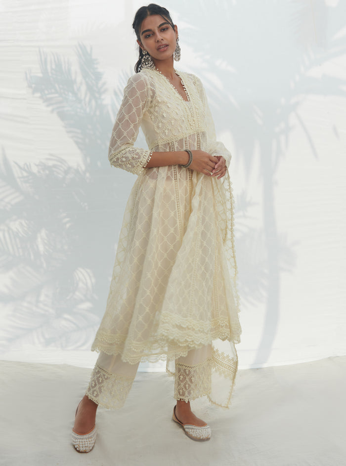 Mulmul Organza Anarkali Dori White Kurta