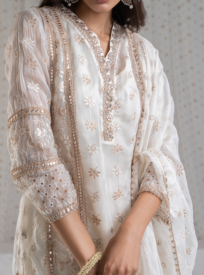 Mulmul Organza ILahi Off White Kurta