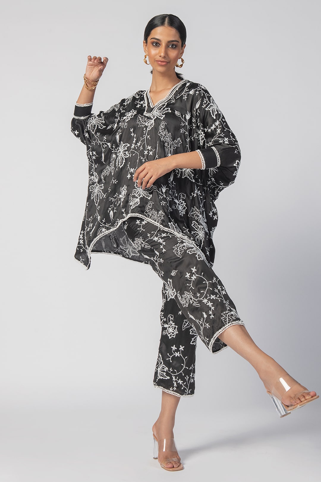 Mulmul Cupro Lonain Black Top