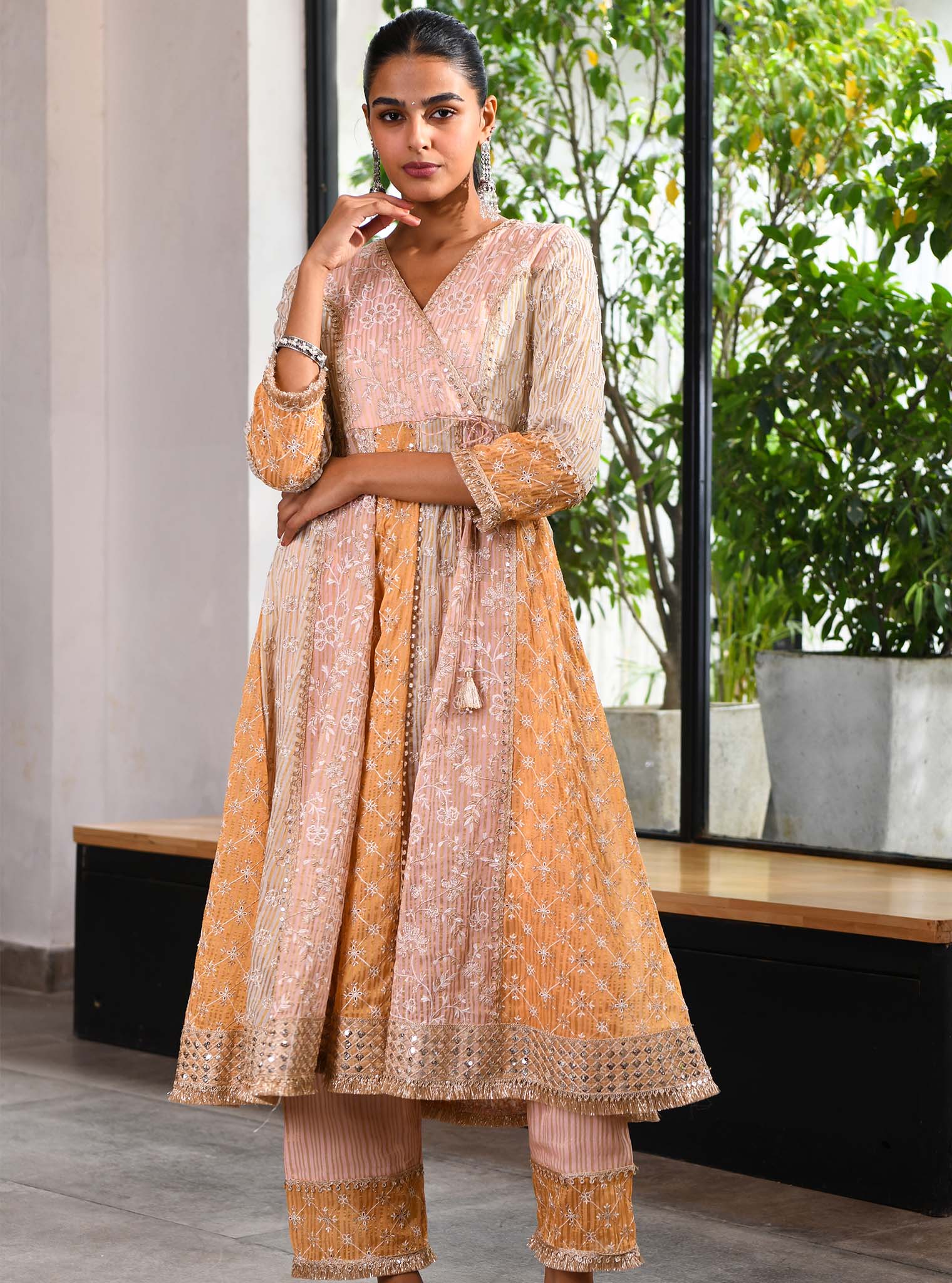 Mulmul Banarsi Sailsbury Off White Anarkali Kurta