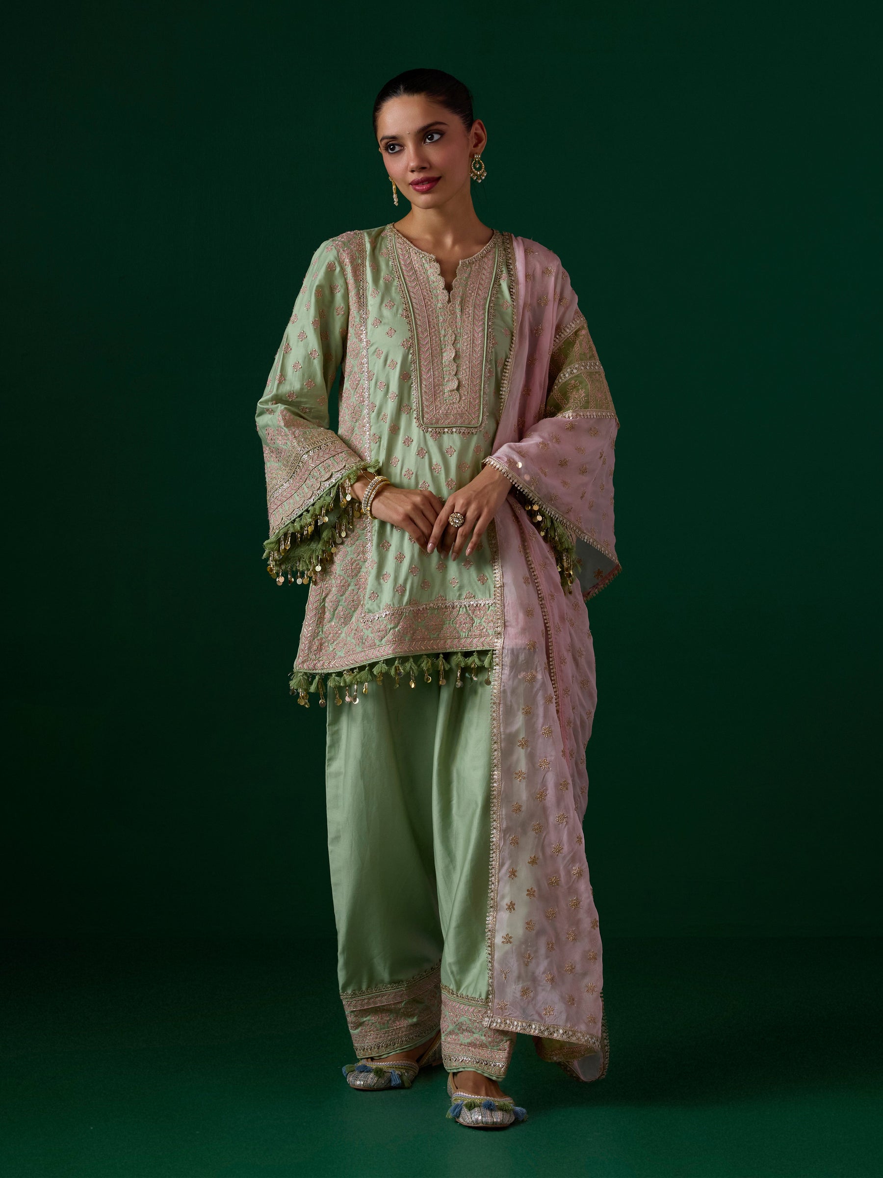 Arna Pima Satin Green Kurta Set