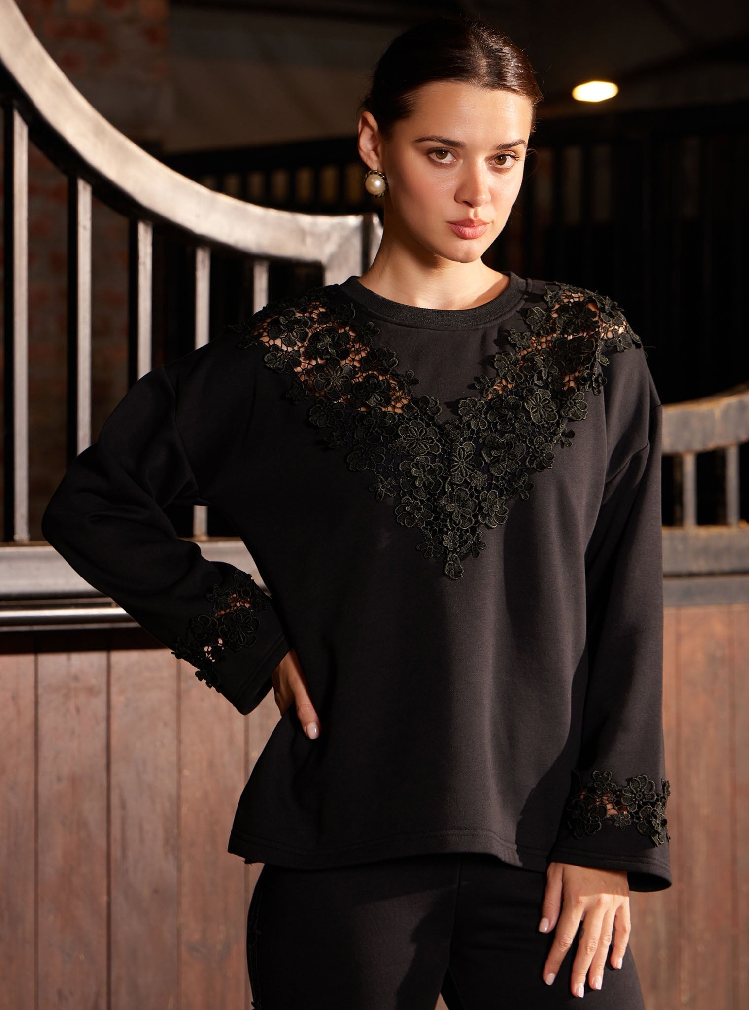 Circe Fleece Black Top