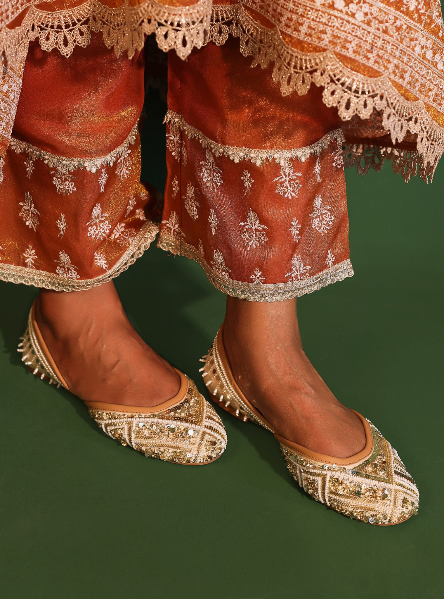 Mulmul Zeenat Gold Vegan Jutti