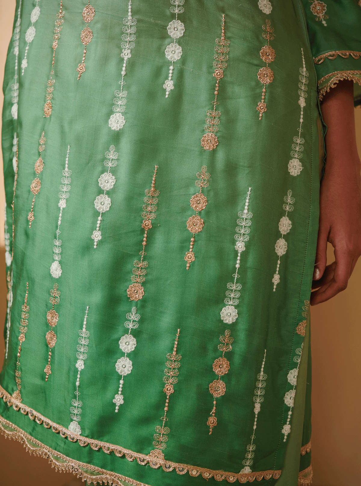 Mulmul Cupro Silk Tiya Green Kurta With Tiya Green Pant