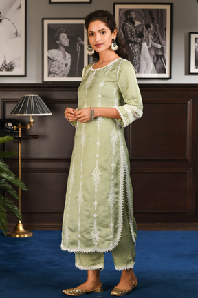 Mulmul Japanese Silk Dita Green Kurta with Dita Green Pants