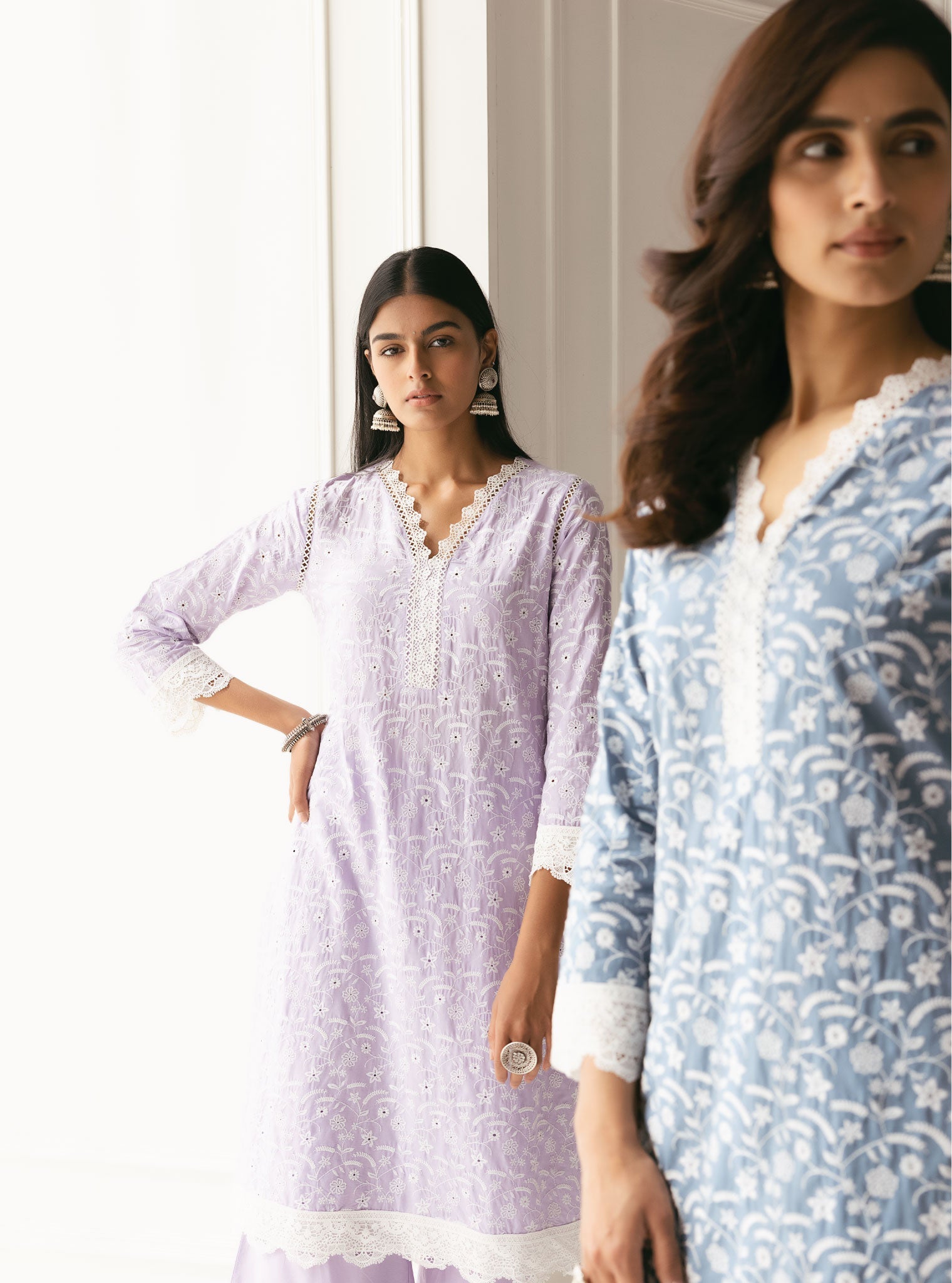 Buy online Solid Straight Kurta With Tassels from Kurta Kurtis for Women by  Bani for ₹909 at 30% off | 2024 Limeroad.com